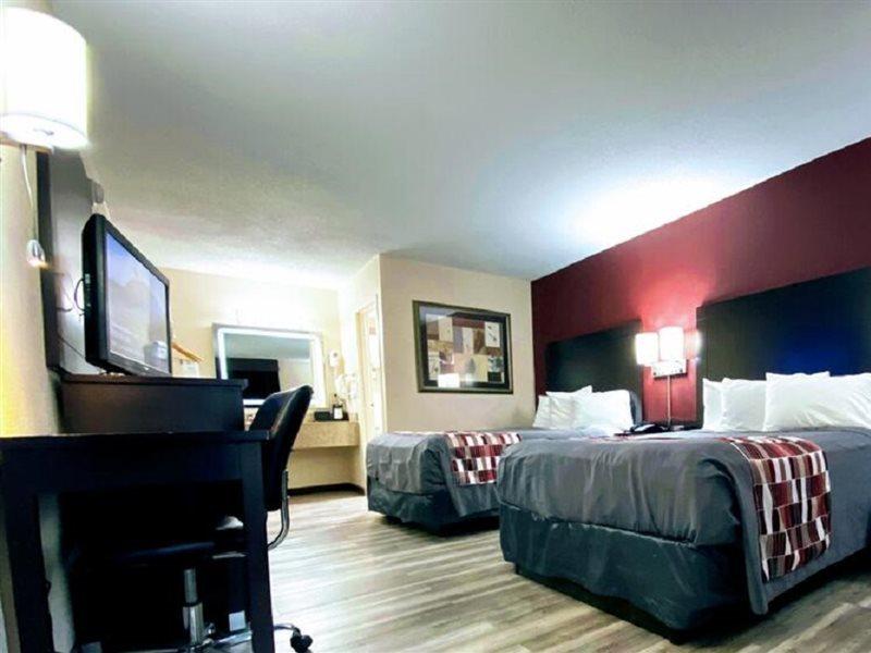 Ramada By Wyndham Harrisonburg Motel Dış mekan fotoğraf