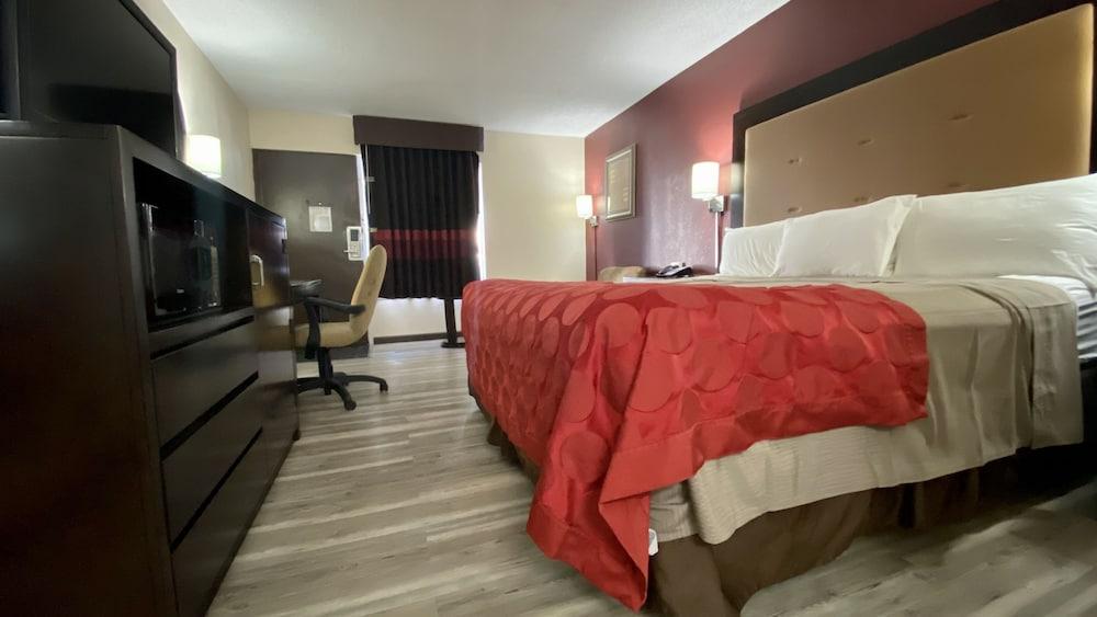 Ramada By Wyndham Harrisonburg Motel Dış mekan fotoğraf